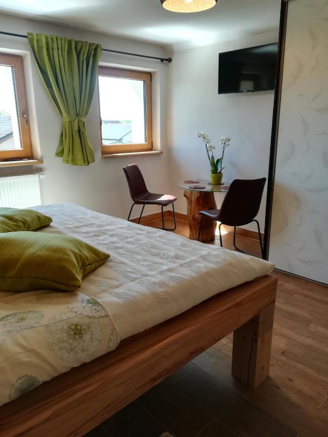 Apartman Life In Nature Jaronice Kültér fotó